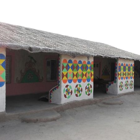 Bherandiāla Kutir Craft Village Resort מראה חיצוני תמונה