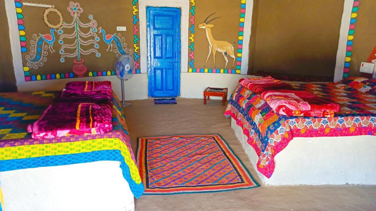 Bherandiāla Kutir Craft Village Resort מראה חיצוני תמונה