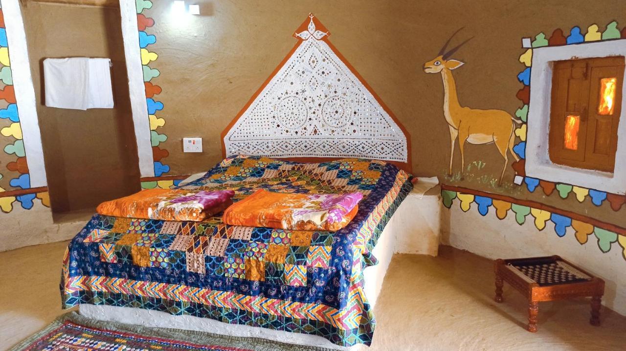 Bherandiāla Kutir Craft Village Resort מראה חיצוני תמונה