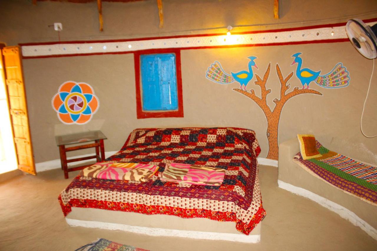 Bherandiāla Kutir Craft Village Resort מראה חיצוני תמונה