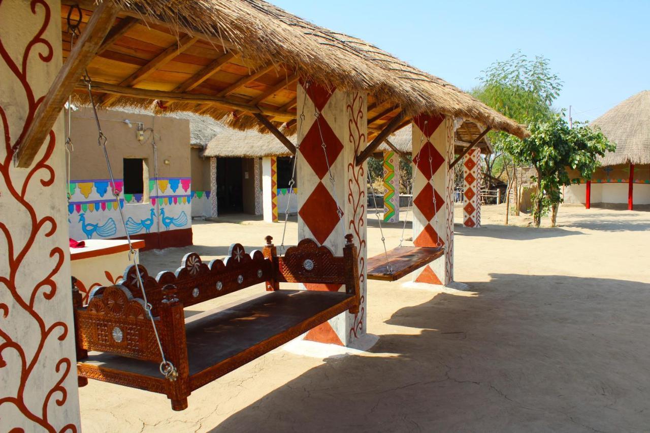 Bherandiāla Kutir Craft Village Resort מראה חיצוני תמונה