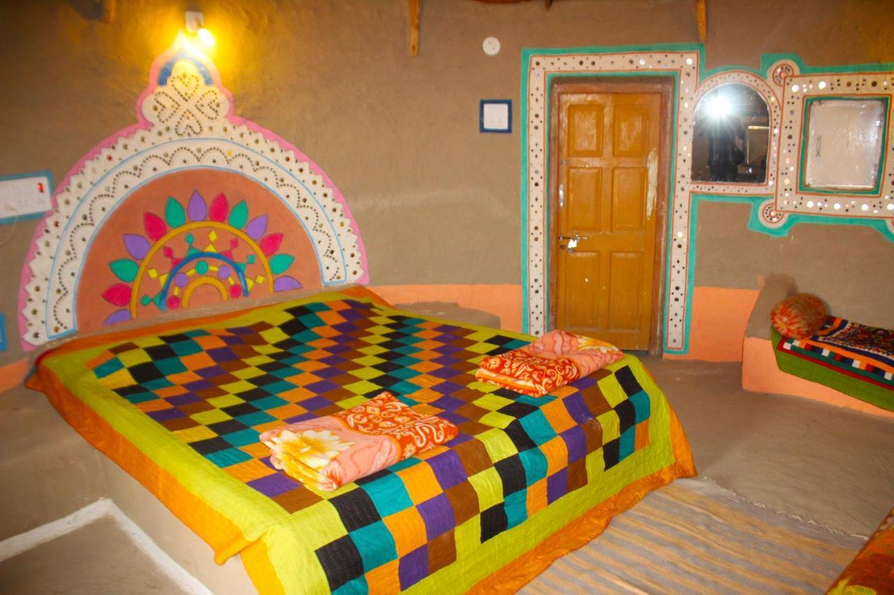 Bherandiāla Kutir Craft Village Resort מראה חיצוני תמונה