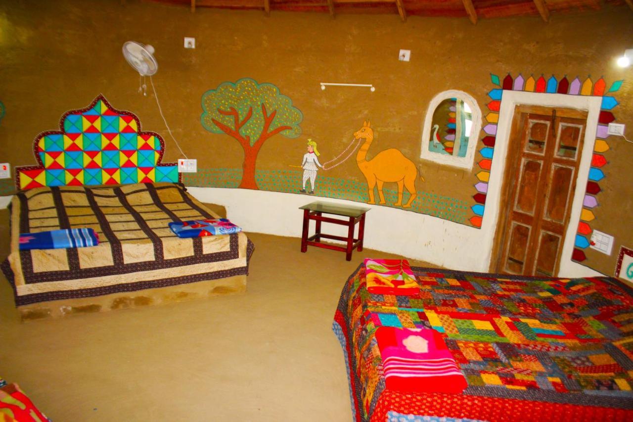 Bherandiāla Kutir Craft Village Resort מראה חיצוני תמונה